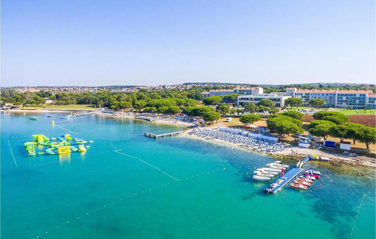 3 Bedroom Awesome Apartment In Μεντουλίν Κροατία